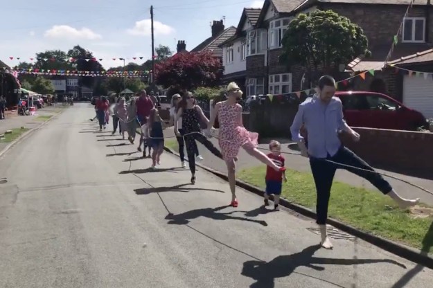 26D4E883-8EB4-4E6E-BEDB-379D2F8CE013